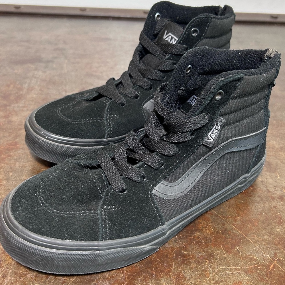 Vans Kid’s Filmore Hi Zipper Lace Up Front Black on Black Suede Canvas Skate - Picture 5 of 12